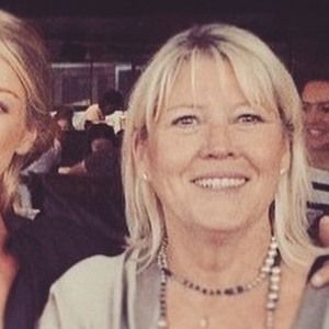 Meet your Posher, Carrie